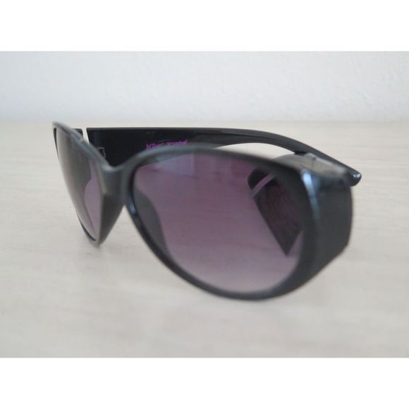 Betsey Johnson x Betseyville Women's Black Designer Sunglasses - Picture 6 of 7